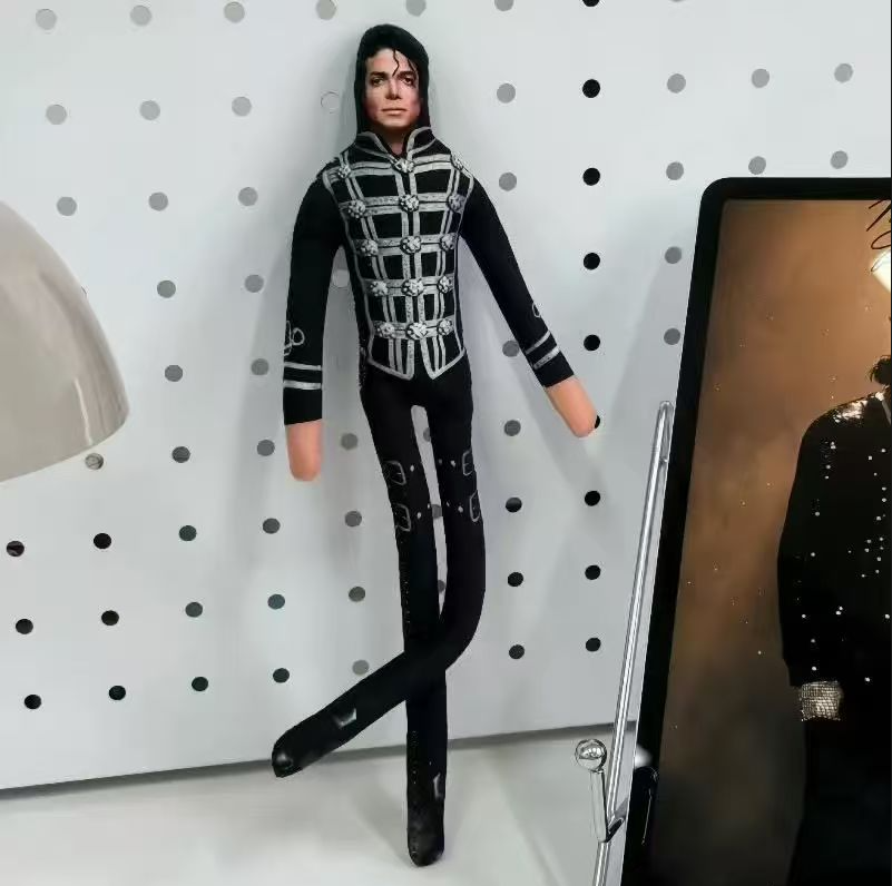 Figurine articulée en peluche  - Home Decor Company avis et prix