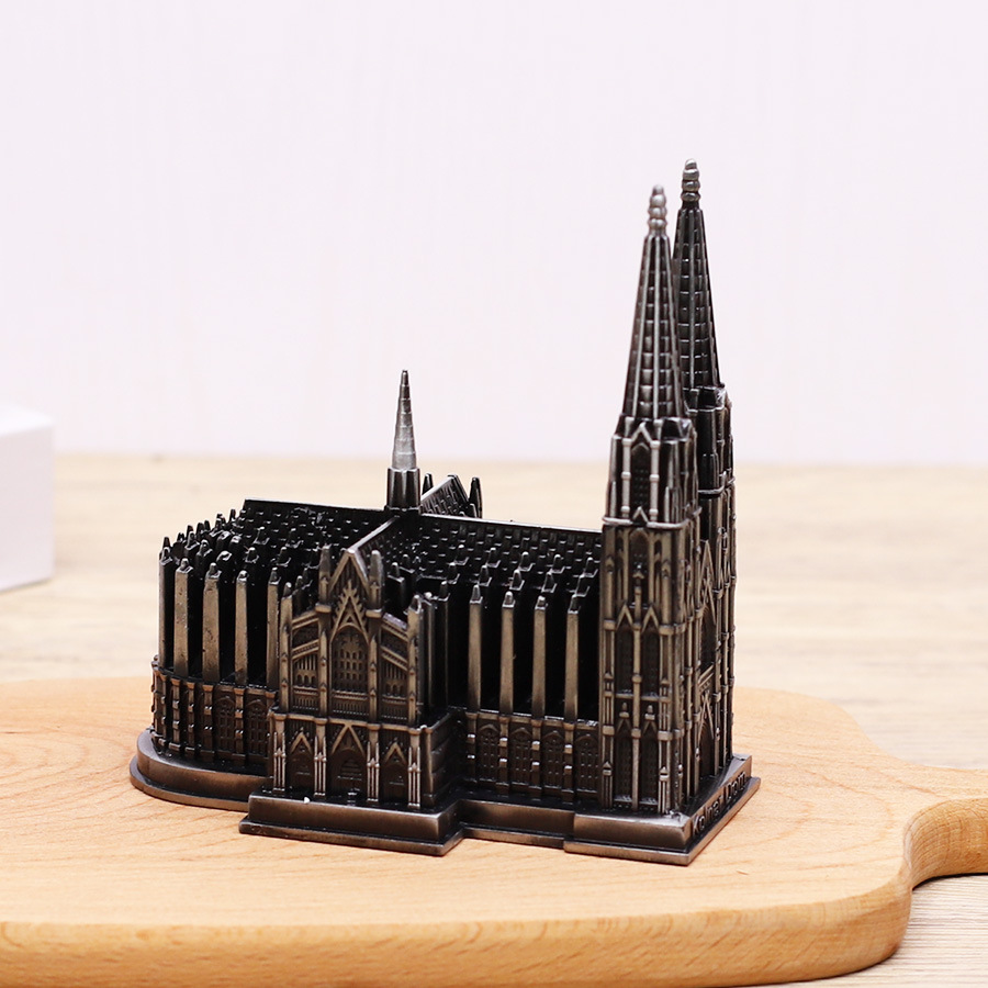 Statue de la Cathédrale de Col - Germany Home Decor avis et prix