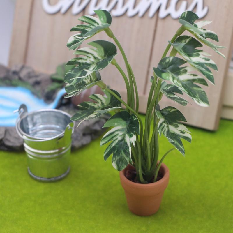 Nouveau. 1 pièce. Plante verte - Home Decor Simulator avis et prix